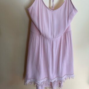 EUC Jella Couture Blush Pink Lined Crinkle Material Dress, w/Straps and Backless